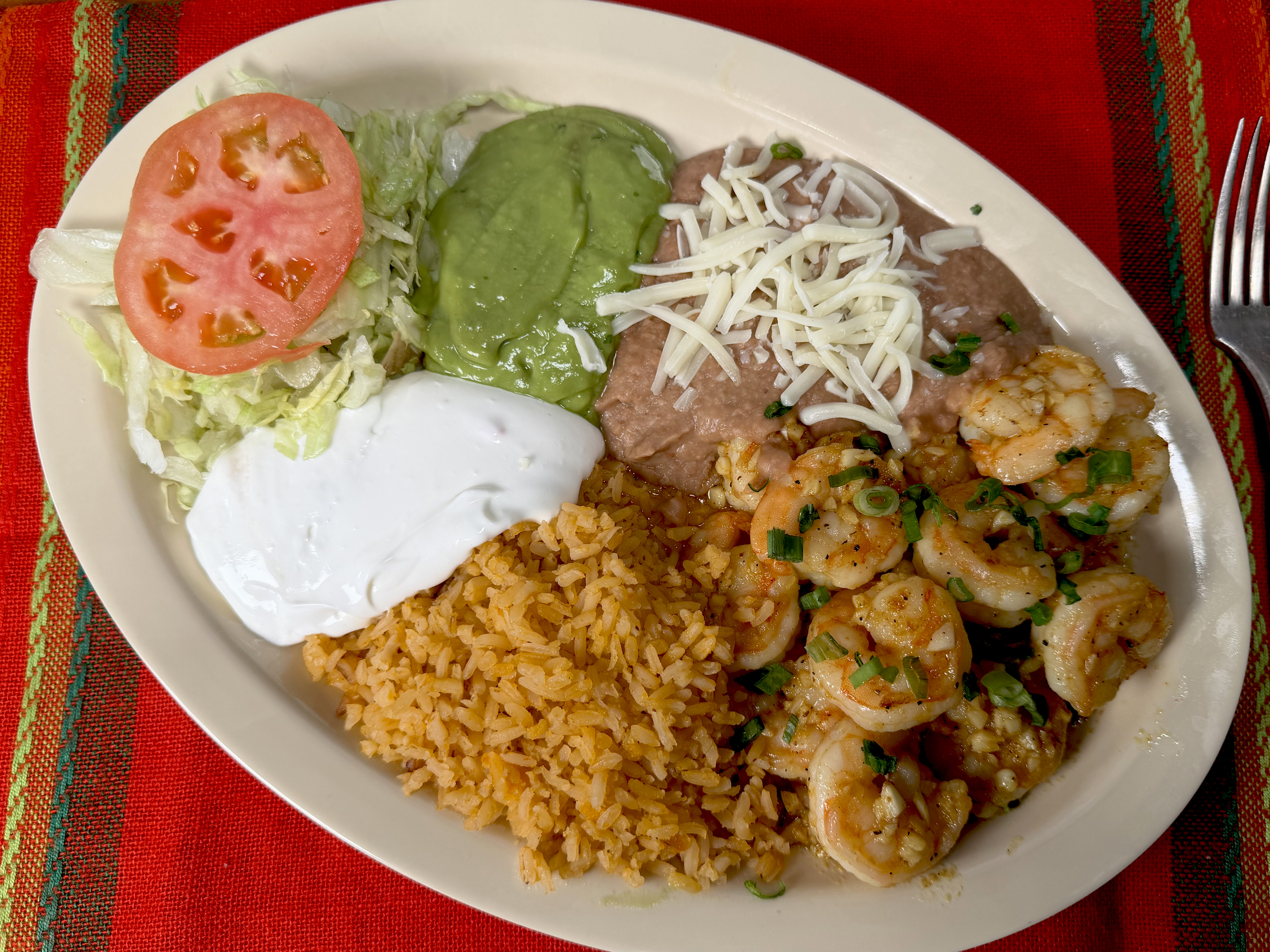 Camarones Al Mojo De Ajo Plate